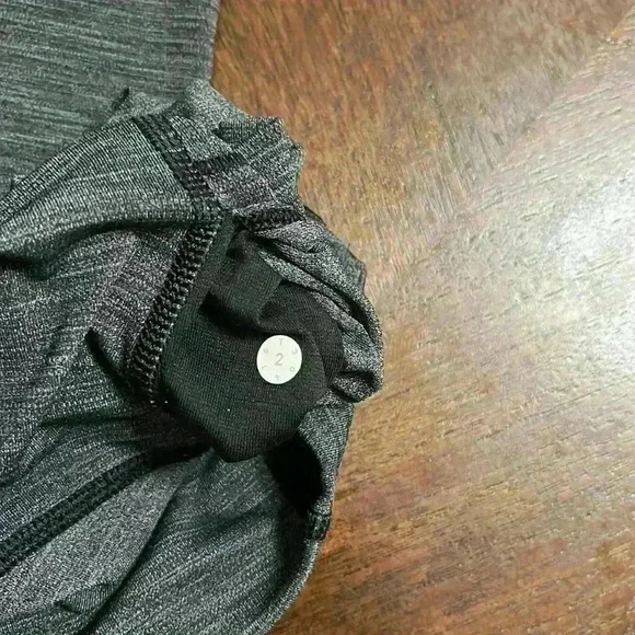 Lululemon, Aling, high rise, yoga legging - Picture 6 of 8